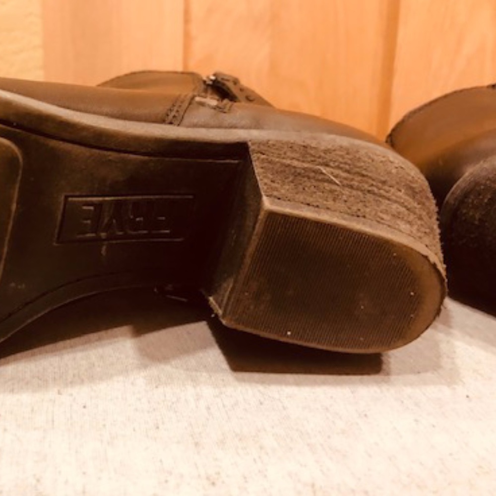 Frye Judith double zip black leather ankle bootie 6.5 - Picture 4 of 8